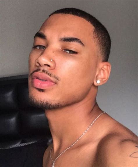 “You N——’s Ain’t Going Nowhere With Your Rapping” Charleston White Begs Rappers Over 30 Years Old To Stop Rapping, Says There’s No Money In Rap! 81,038. . Gay light skin dudes